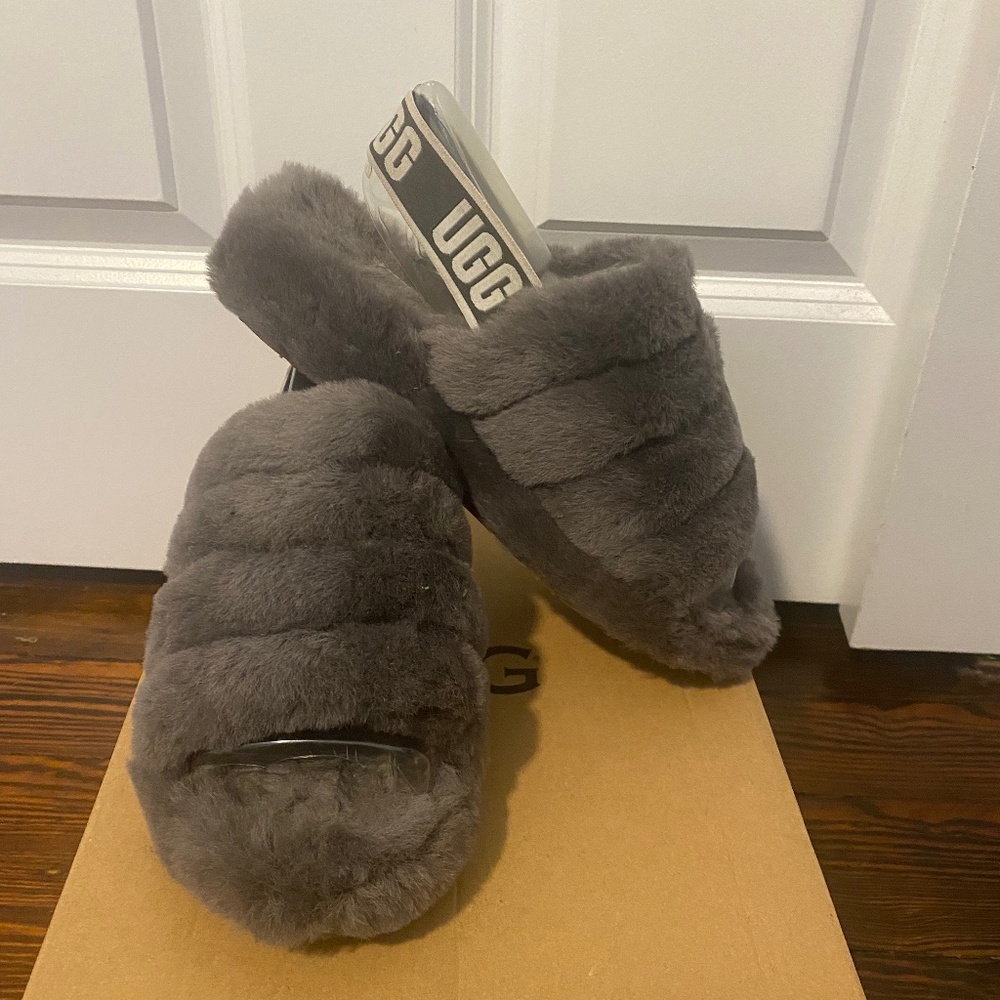 UGG Yeah Slide